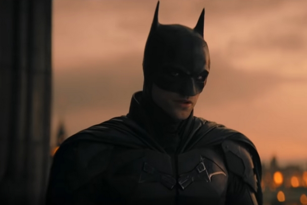 Novo trailer de Batman foca em Bruce e Selina