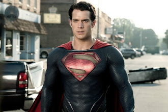 Henry Cavill confirma retorno ao papel de Superman