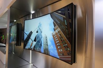 Samsung inicia vendas de TV dobrável em agosto