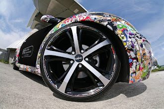 Sticker Bomb: a nova moda de adesivos em carros e motos